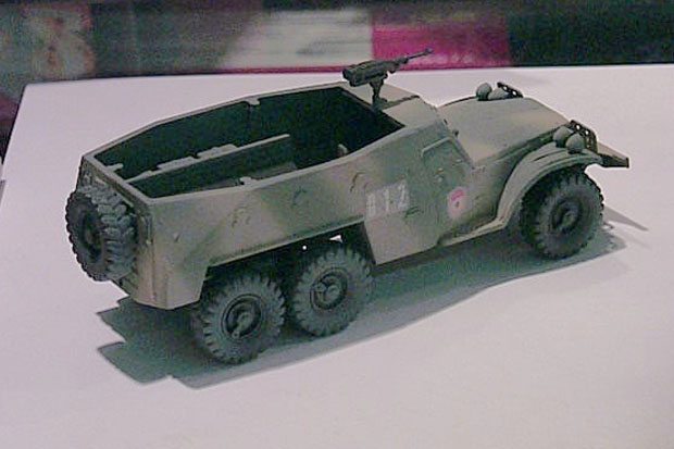 Soviet BTR-152.K Armoured Personnel Carrier with Armoured Roof, 1:72 Model ICM 72521.