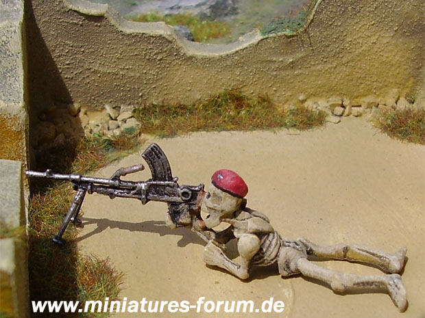 Games Workshop Skeleton Army figure converted to an undead British Paratrooper with Bren LMG.