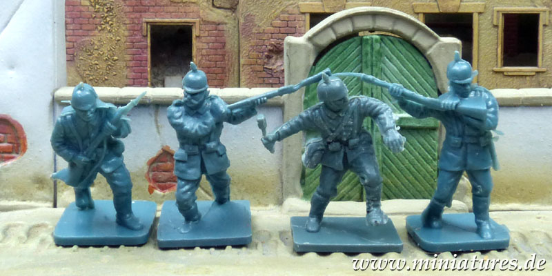 German Reserve Infantry in Pickelhaube, 1914–1916, 1:76 Airfix 01726