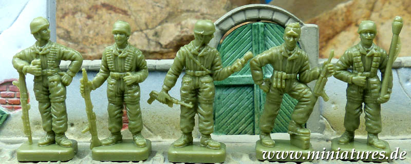 German Paratroopers, 1943–1945, 1:72 ESCI P-244.