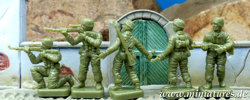 German Paratroopers, 1943–1945, 1:72 ESCI P-244.