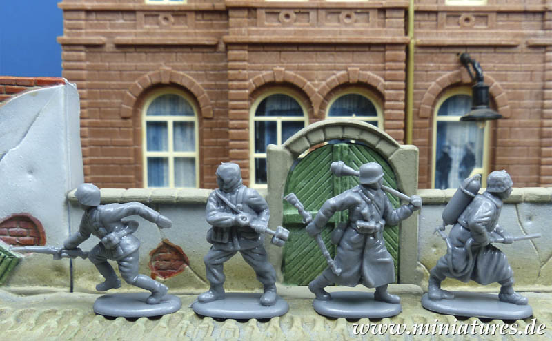 German Infantry, 1:72 Revell 02502.