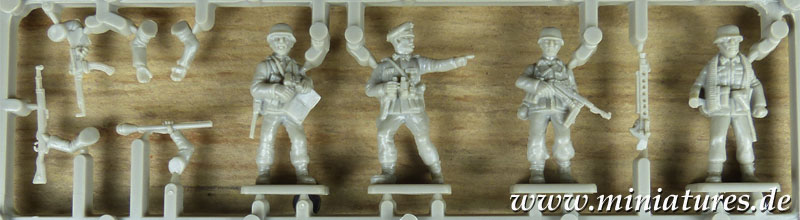 German Infantry, 1943–1945, 1:72 Valiant VM002.