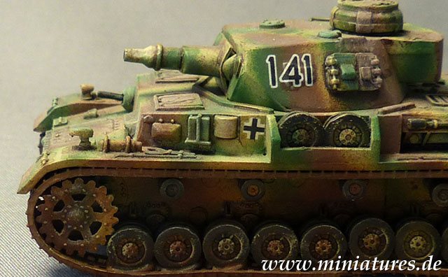 Notek Tarnscheinwerfer on an Airfix Panzer IV Ausführung F1.