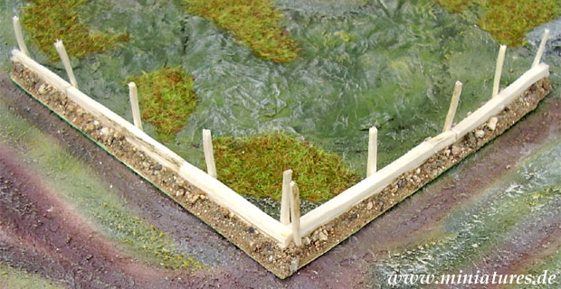 Wattle Fence Posts, 1:72 Scale.