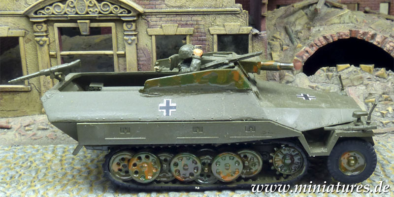 Sd.Kfz. 251/9 Ausf. D Stummel, 1:72 Hasegawa MT46.