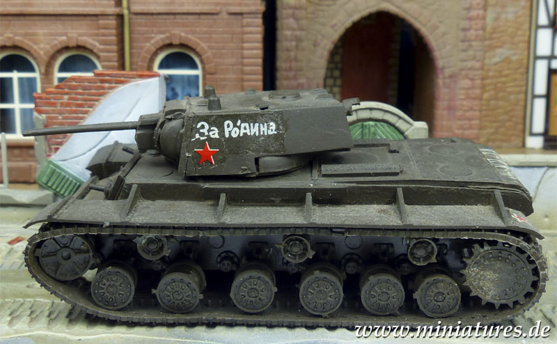 Soviet KV-1 heavy Tank, 1:76 Fujimi 76018.