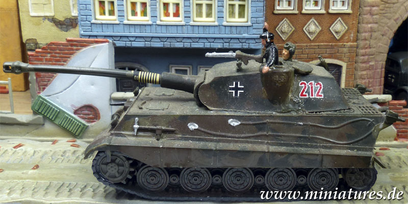 Pz.Kpfw. VI Tiger II, 1:87 ROCO 133.