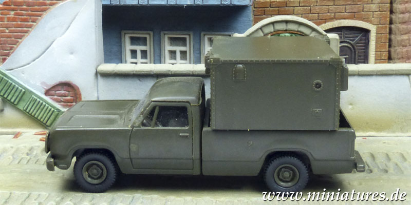 Truck, Radio Communications, 2½-ton, 6×6, M35, 1:87 H0 ROCO 243.