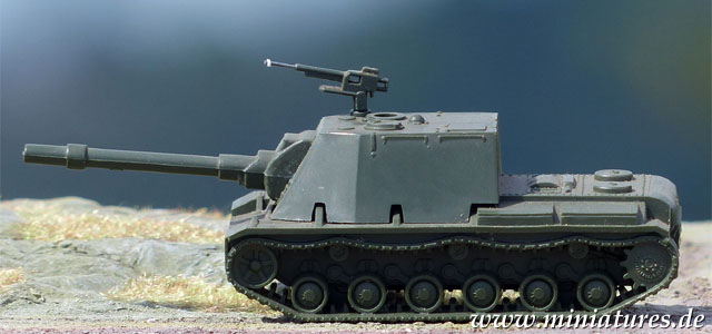 Soviet SU-152 Assault Howitzer, 1:100 Roskopf 9.