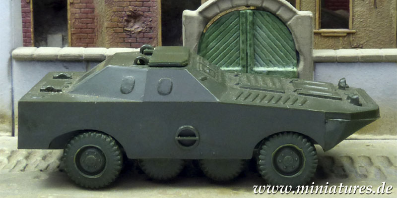 BRDM-1 Armoured Recce Vehicle, 1:100 Roskopf 17.