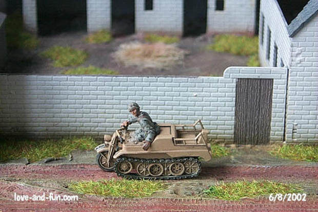 German light tractor Sd.Kfz. 2 – Kleines Kettenkraftrad (kl.K.Krad), NSU HK101.