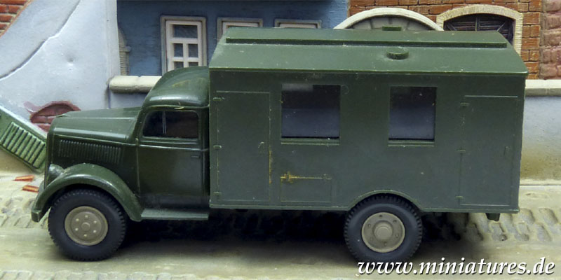 Opel Blitz 3 t A-Type Van, Kfz. 305, 1:87 H0 Wiking 3360.